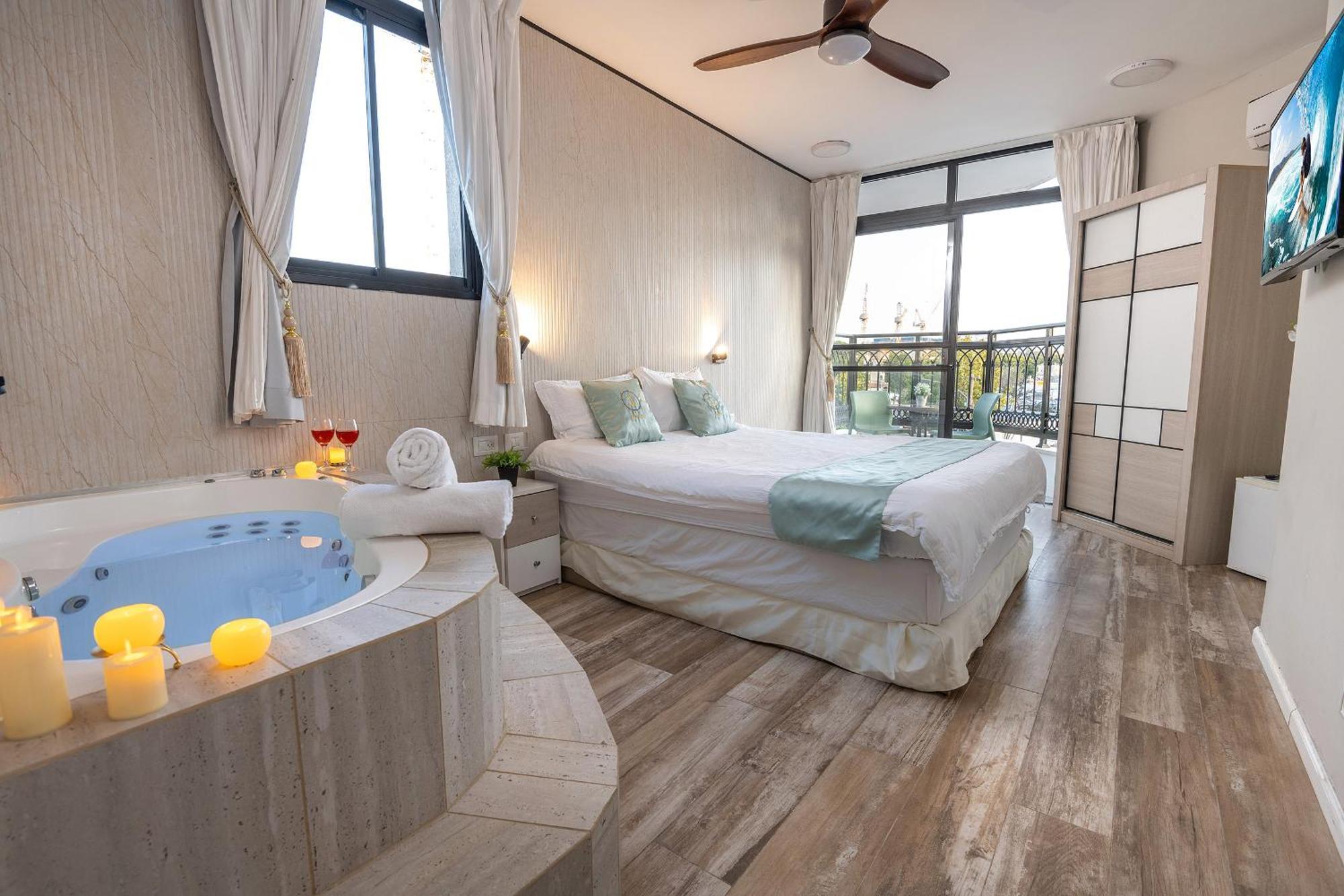 Апартаменты Luxurious Penthouse In Tel Aviv With Pool Экстерьер фото